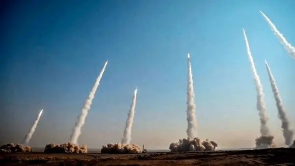 اصابت موشک‌های ایران به کارخانه بحرین بازار را تکان داد