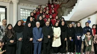 دیدار سفیر ایران در مالزی با اعضای تیم ملی فوتبال بانوان