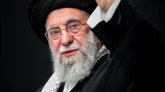 ۴۰ روز عزای عمومی و ۷ روز تعطیل در پی شهادت رهبر انقلاب