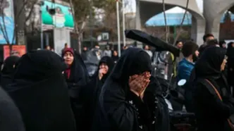 تصاویری از تجمع سوگواران مقابل دانشگاه تهران