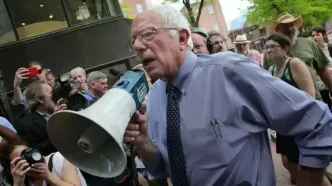 برنی سندرز: جنگ علیه ایران نقض قوانین بین المللی است