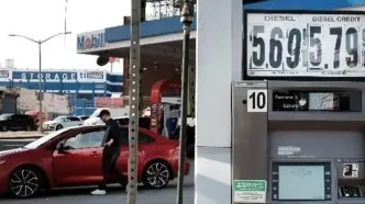 قیمت بنزین به راحتی ۳۳ درصد گران شد