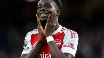 پاسخ طعنه‌آمیز ساکا به هوادار توهین‌کننده در جام حذفی