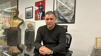 علی دایی و همسرش پای سفره هفت‌سین؛ پیام شهریار برای مردم ایران | عکس