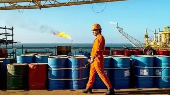 آمار عجیب از تغییرات صادرات نفت خام در ۲۳ روز جنگ | از افزایش ۴ درصدی صادرات نفت ایران تا کاهش ۵۲ درصدی عربستان