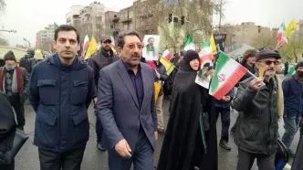 دشمن بداند ما هرگز صحنه را ترک نخواهیم کرد