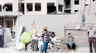 خیلی دور؛ خیلی نزدیک