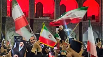 طنین لبیک یا سیدمجتبی با مداحی آهنگران  در حرم امام رضا(ع)