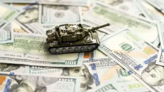 پیش بینی قیمت نفت در سناریوی مسدود شدن تنگۀ هرمز | رشد بی سابقه قیمت بنزین در آمریکا | پیش بینی قیمت بالای 100 دلار برای نفت