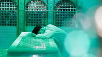 پیکر رهبر شهید انقلاب در مشهد به خاک سپرده می‌شود