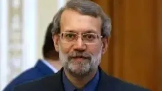 تصویر پدر و پسری از تابوت شهید علی لاریجانی در کنار مرتضی در معراج شهدای تهران