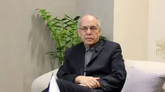 کوروش احمدی: ایران نباید دست رد به سینه میانجیگری بزند