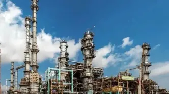 مسیرهای منتهی به انبار نفت فردیس مسدود شد | در تأمین سوخت مشکلی وجود ندارد