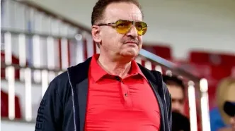 زنوزی AFC را تهدید کرد