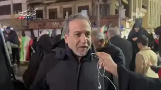 عراقچی در یکی از تجمعات شبانه تهران