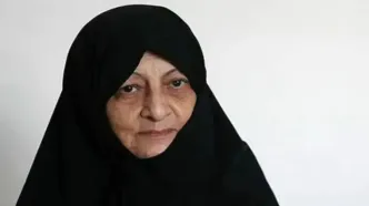 فارس: همسر رهبر شهید انقلاب در قید حیات هستند