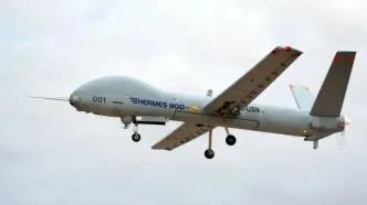 اولین تصاویر از حمله پهپاد‌های دشمن به خبرنگاران خارجی در میناب + فیلم