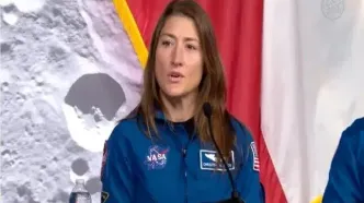 کریستینا کخ نخستین زنی که مسافر ماه است، کیست؟  | کریستینا کخ کیست؟