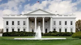 بت‌های آمریکایی یک به یک سرنگون می‌شوند!