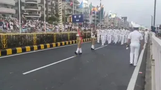 تصاویری از ملوانان ایرانی ناوچه دنا