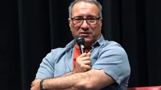 رضا میرکریمی خطاب به بعضی هنرمندان: روزهای افتخار همیشگی نیست، تموم میشن/ امروز  اگر در دفاع از سرزمین مادری سکوت کنی  از فردا که آفتاب پیروزی بزنه حسرتی ته چشمت می مونه + عکس