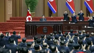 کیم: قدرت هسته‌ای می‌مانیم