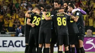 قلعه‌نویی چشمش را روی ستاره‌های سپاهان بست