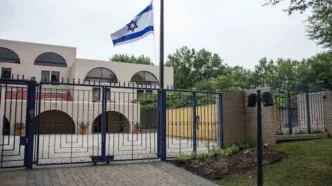 حمله ایران به سفارت اسرائیل؛ دو نفر زخمی شدند