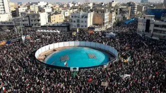 مراسم بیعت با سومین رهبر انقلاب در تهران