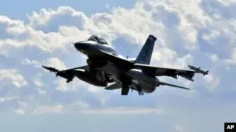 ایران جنگنده F-۱۶ آمریکایی را در هم کوبید | سنتکام فرود اضطراری را تایید کرد