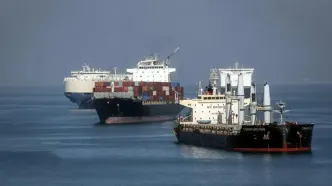 مقام ارشد سپاه: تنگه هرمز در کنترل کامل ایران است/ هشدار درباره بحران اقتصادی آمریکا