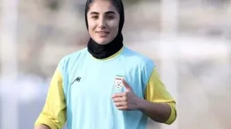 بازیکن تیم فوتبال زنان: از امروز در خیابانم