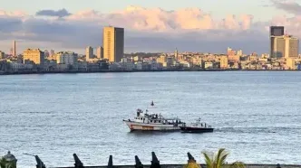 اولین قایق از یک ناوگان امدادی به کوبا رسید