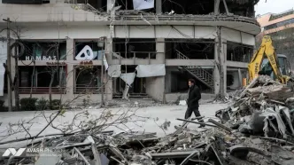 قیمت نفت از ۱۱۳ دلار عبور کرد/ حمله هوایی سنگین به اصفهان/ دلیل قطع موقت برق در برخی مناطق شرق تهران برخورد ترکش با تأسیسات ورودی یکی از پست‌ها+ فیلم و عکس