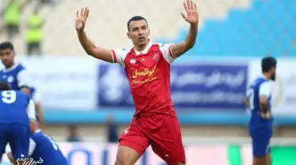 خداحافظی یکی از گل‌نزن‌های پرسپولیس؛ هم‌بازی سابق زلاتان کفش‌هایش را آویخت +عکس