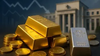 طلا در بازار جهانی بیش از ۱۰۰ دلار گران شد