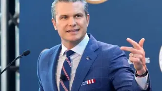 تلاش قانونگذاران دموکرات آمریکا برای برکناری هگست