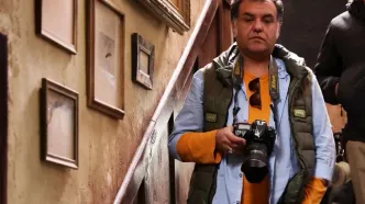 محمد فوقانی: ایران عزیز بر خاک مقدست بوسه می‌زنم…