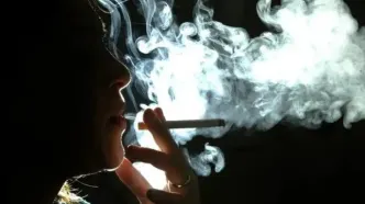 علت اشتیاق دختران به سیگار کشیدن چیست؟