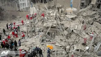 شهادت ۶۳۶ نفر در مجموع حمله به ۴۳۰ نقطه در تهران/ تماس تلفنی وزرای امور خارجه ایران و مصر/ نفت ۱۰۰ دلار و ۱۷ سنت شد + فیلم و عکس