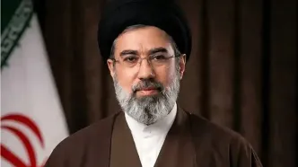 بیعت ۷۰۰ نفر از نخبگان و مدال آوران ورزش کشور با سید مجتبی خامنه ای رهبر انقلاب اسلامی