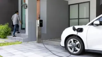 استفاده از باتری خودرو برای تأمین برق اضطراری منزل