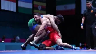 پرچم ایران را در هر شرایطی بالا می‌بریم