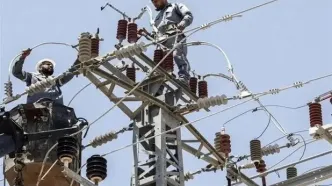 برق مناطق آسیب دیده تهران و البرز در کمتر از دو ساعت وصل شد