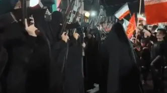 دختران زاهدانی برای دفاع از کشور دست به اسلحه شدند