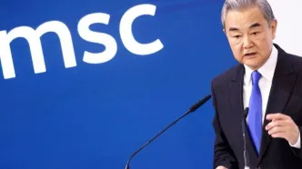 وزیر خارجه چین: جنگ را متوقف کنید