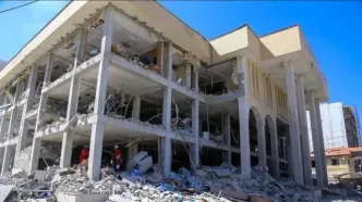 حمله رژیم صهیونیستی و آمریکا به آمبولانس هلال احمر لار +عکس