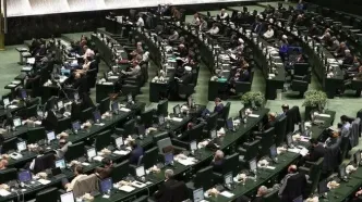 طرح سه فوریتی خروج از NPT، روی میز مجلس