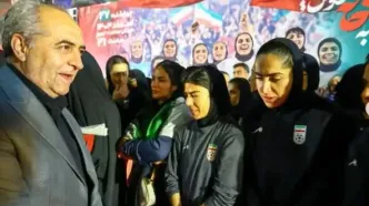 تصاویر؛ استقبال مردم تبریز از بانوان ملی‌پوش