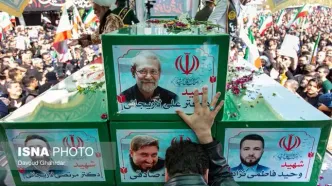 چهره غمناک چهره مطرح سیاسی در مراسم علی لاریجانی